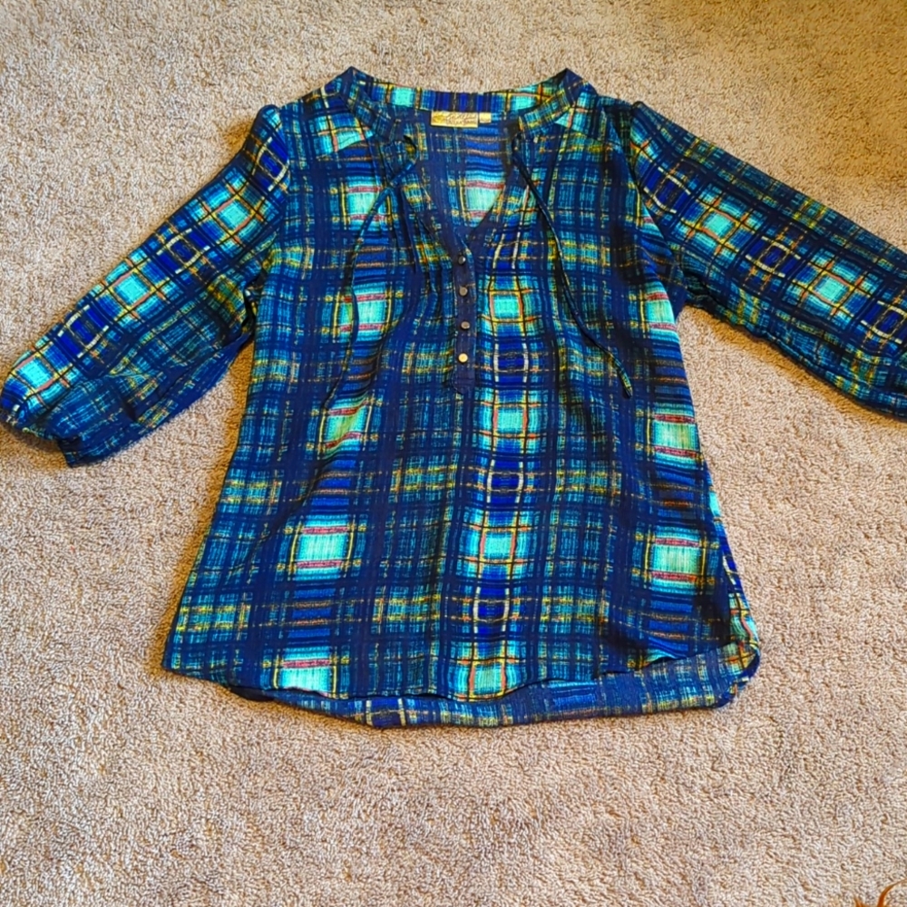 Princess Vera Wang 3/4 sleeve dress shirt large blue